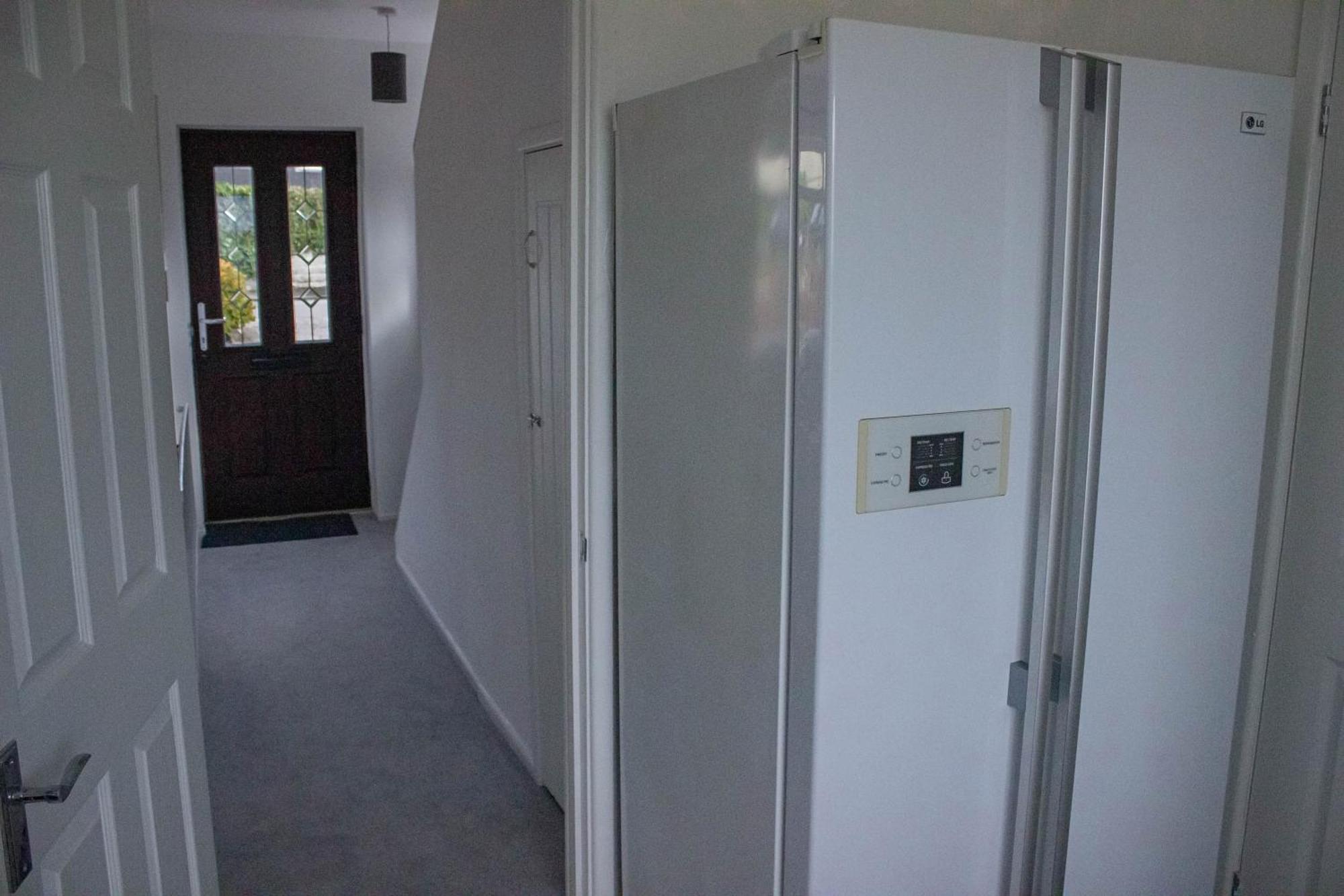 Дом отдыха 3-bedroom - Close To M4 & Private Off-road Parking